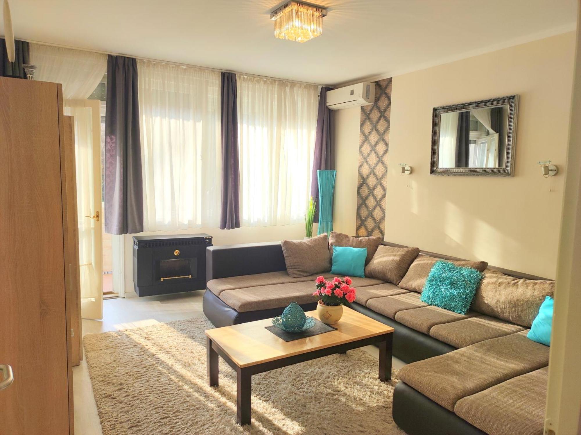 Strandfuerdo Apartman Eger Exterior photo